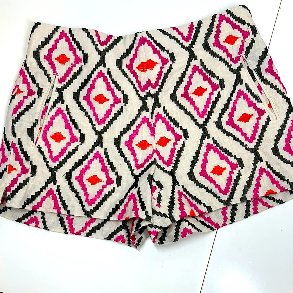 Ann Taylor Loft Riviera Embroidered High Waist Shorts Size 6